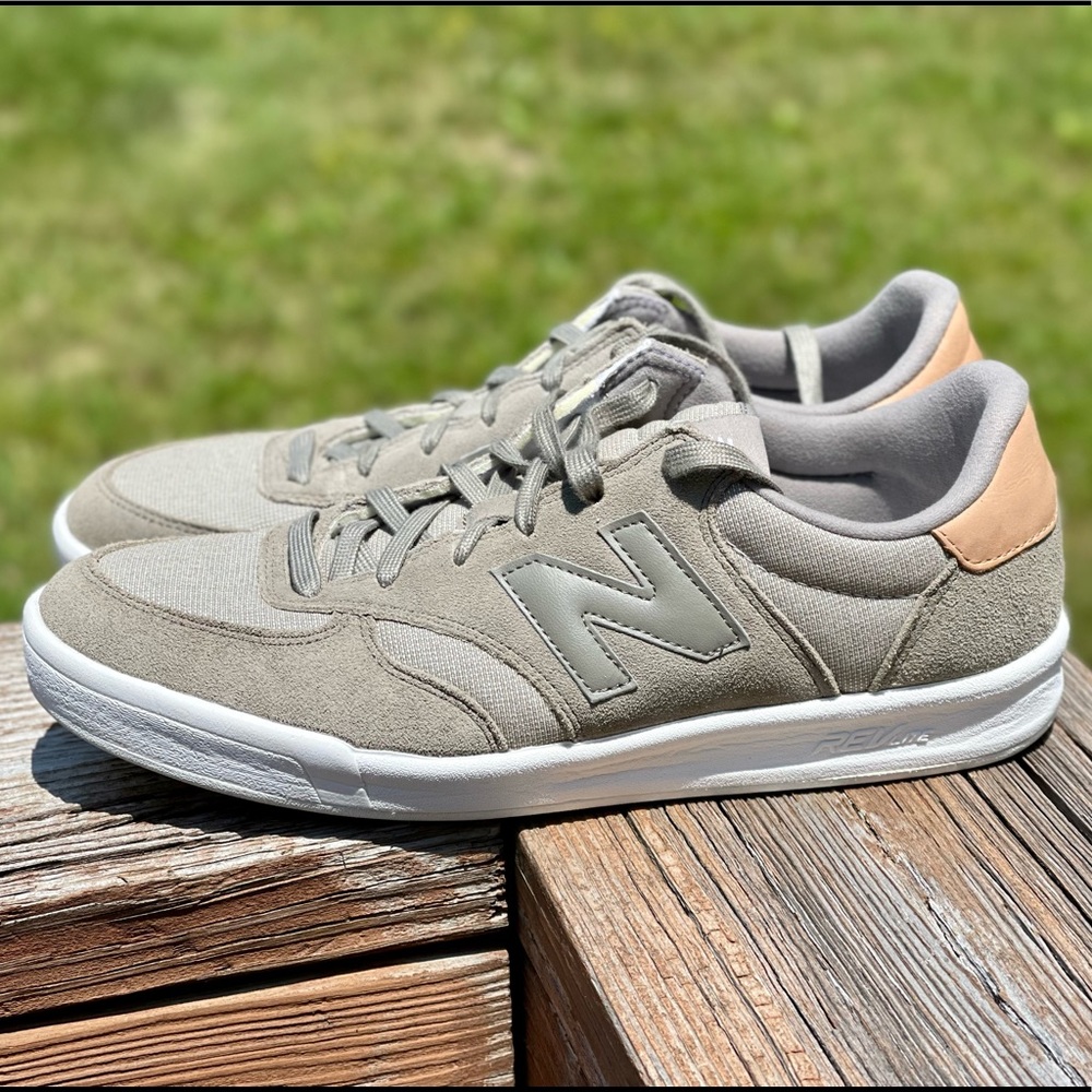 New Balance 300